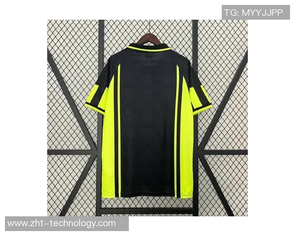 西甲盛宴：尤文图斯狂胜多特蒙德战术解析引发热议