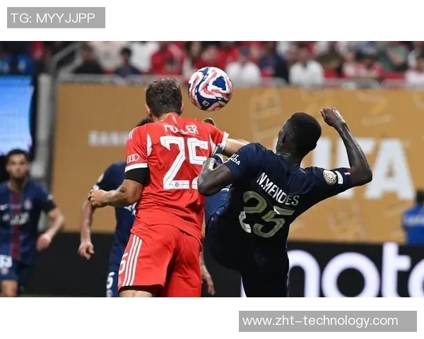 世界杯激战拜仁大胜巴黎红牌争议引发全场热议战术解析深入剖析