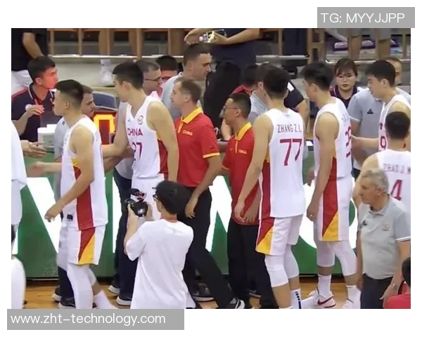 热刺友谊赛大胜AC米兰红牌事件引发全场热议与焦点分析